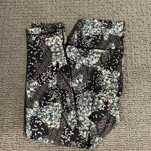 Printed lululemon leggings